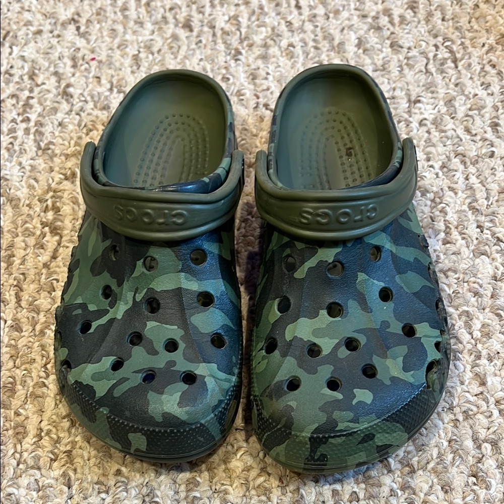 COPY - Crocs Green Camouflage